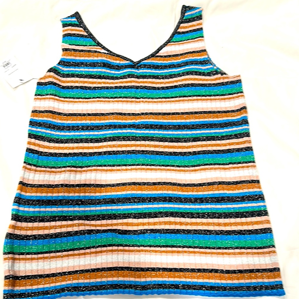 Brand Nine West women shirt size S.